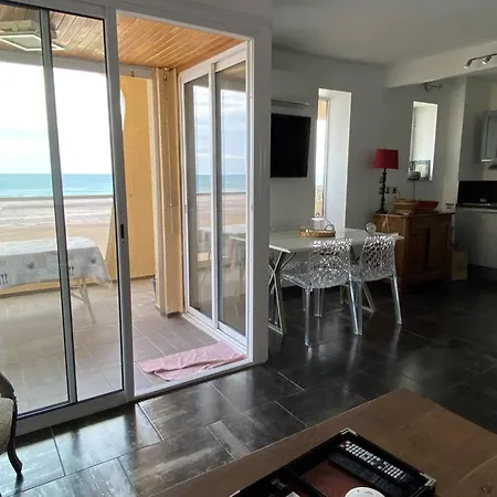 Appartement 3 Pieces Neuf, Climatisation, Parking, Centre-Ville - Fr-1-750-121 * Canet-en-Roussillon